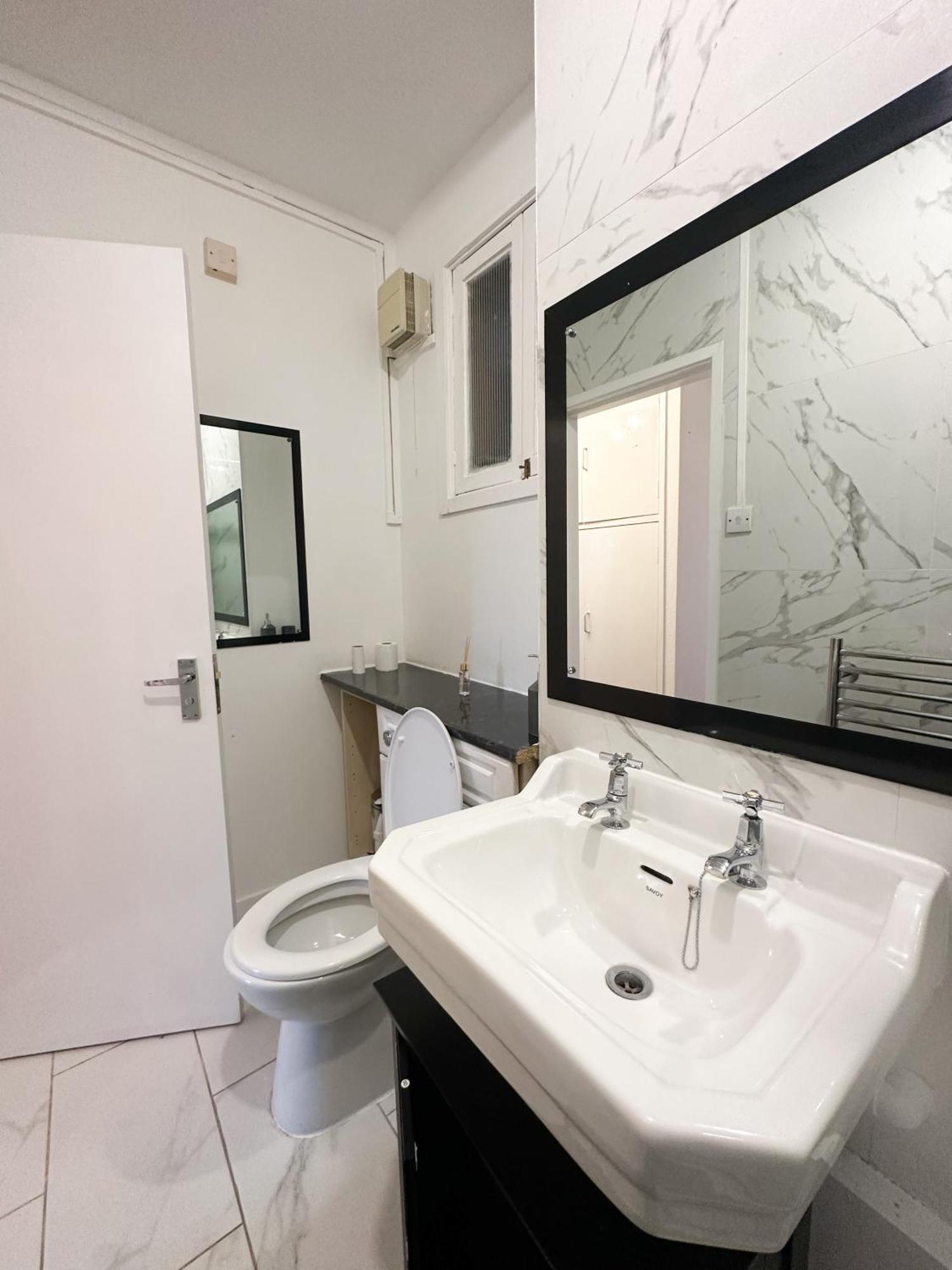 Gatesden Apartment London Eksteriør bilde